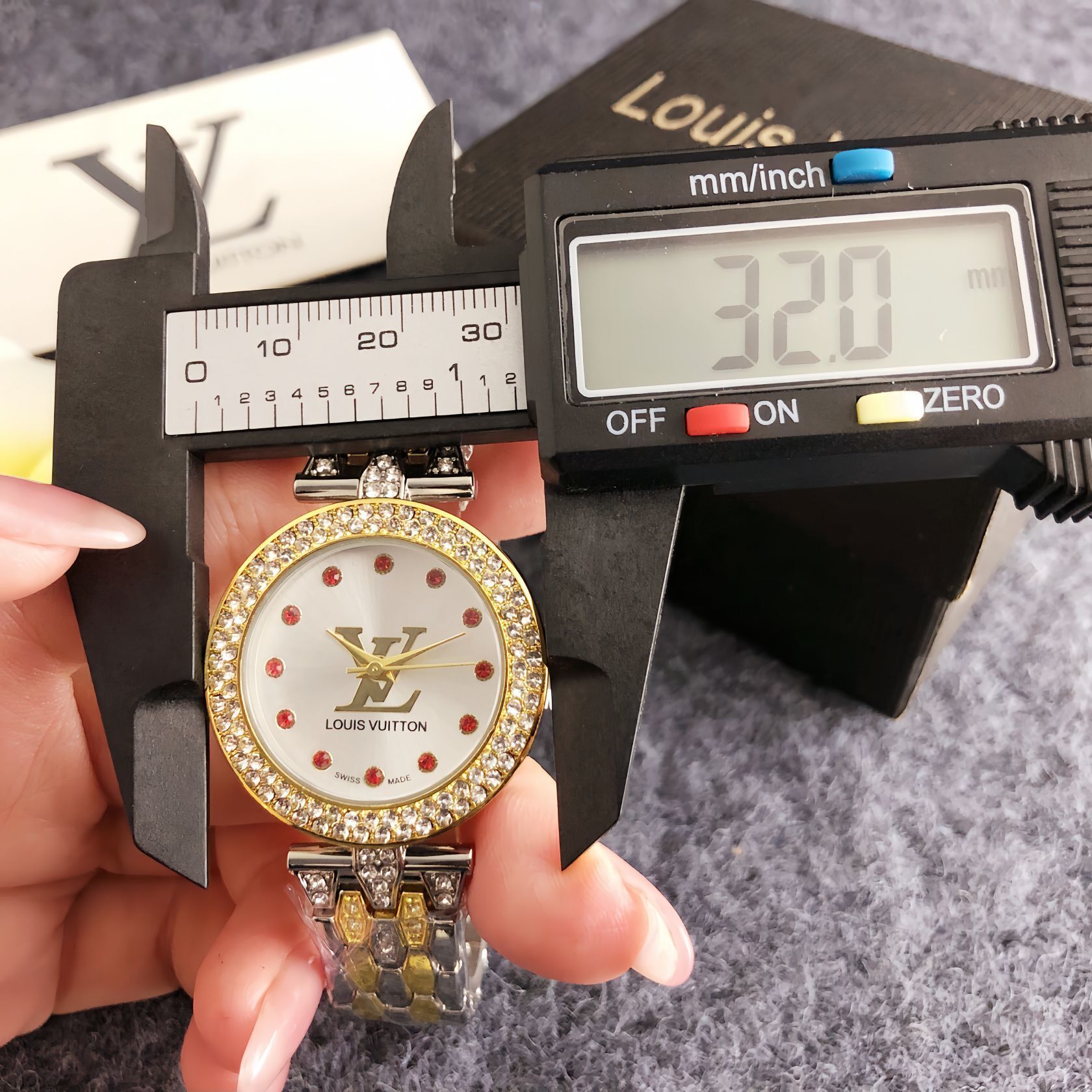 LVV-19.99$-A5910 gallery