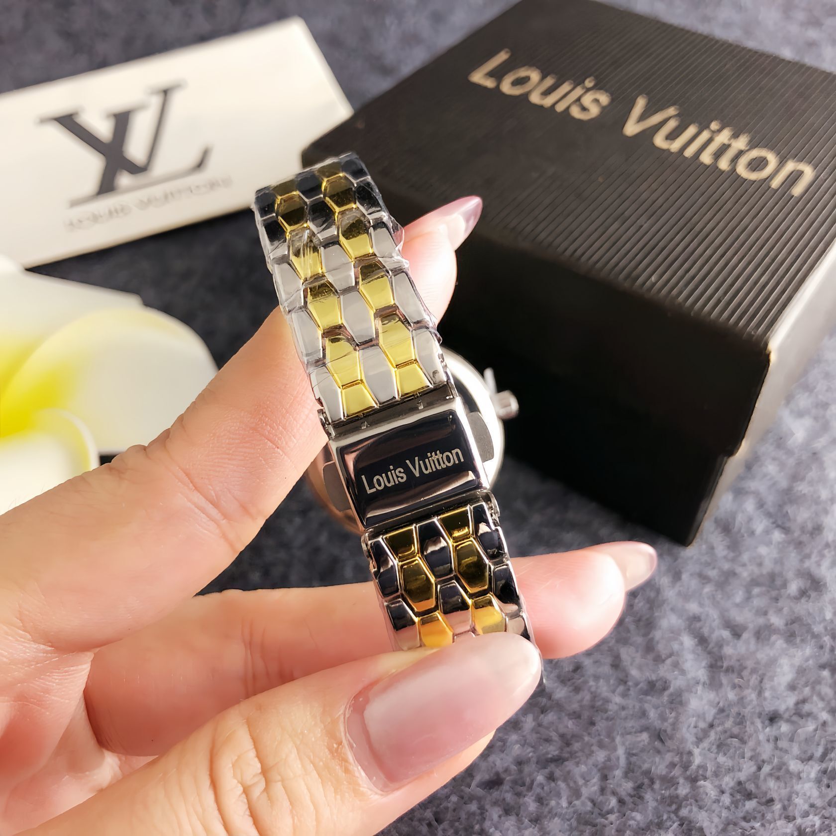 LVV-19.99$-A5910 gallery