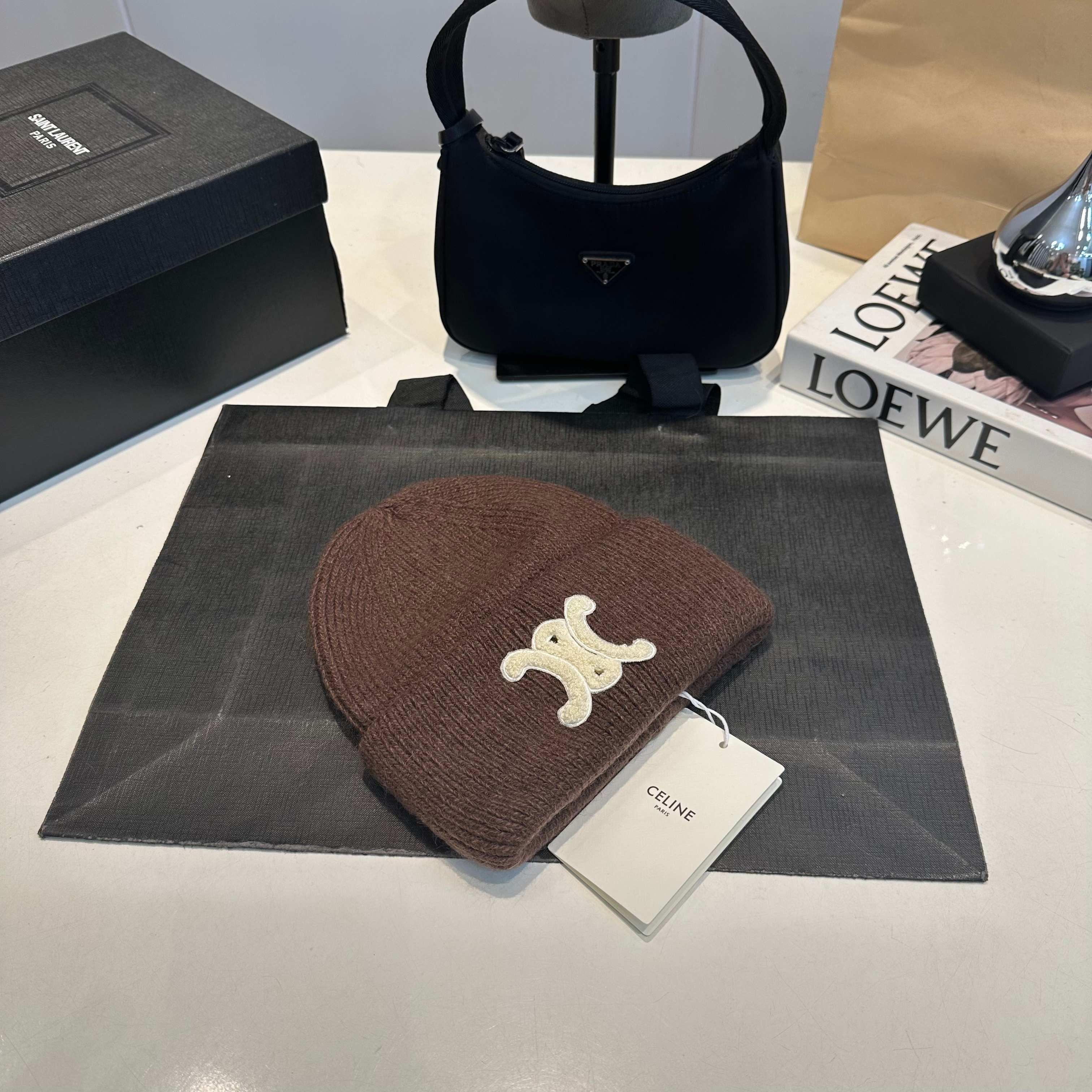 Celine-18.99$-A5895 gallery