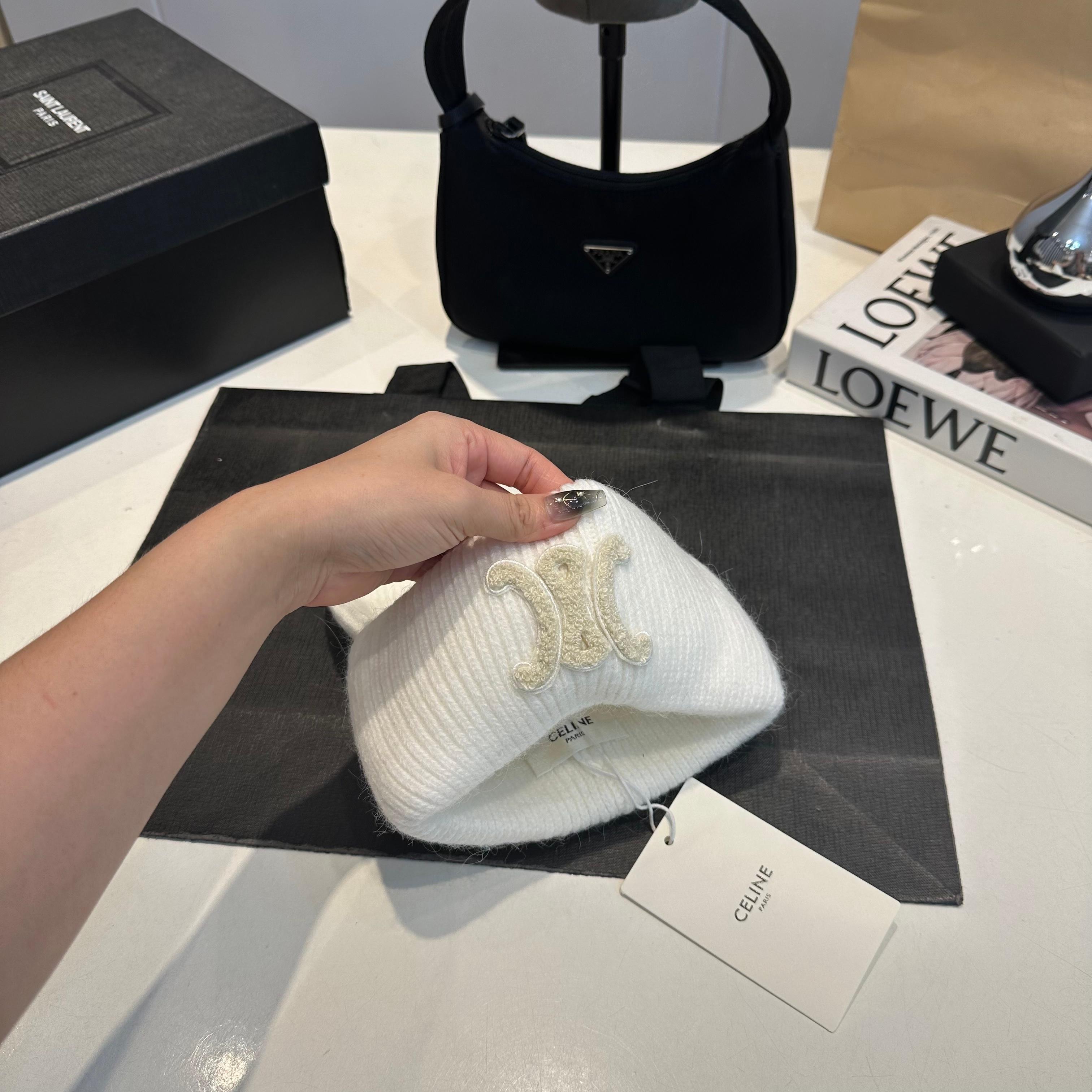 Celine-18.99$-A5895 gallery