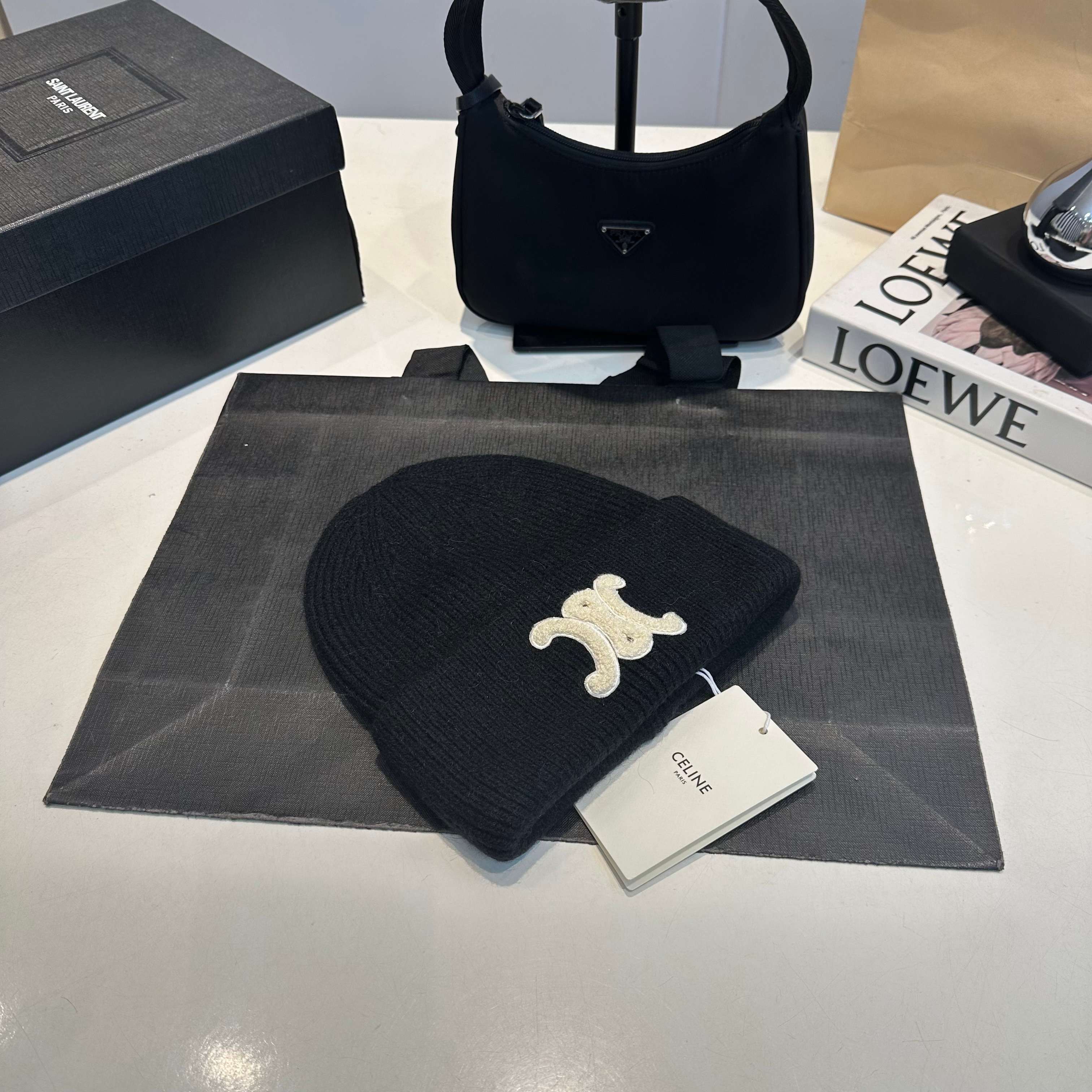 Celine-18.99$-A5895 gallery