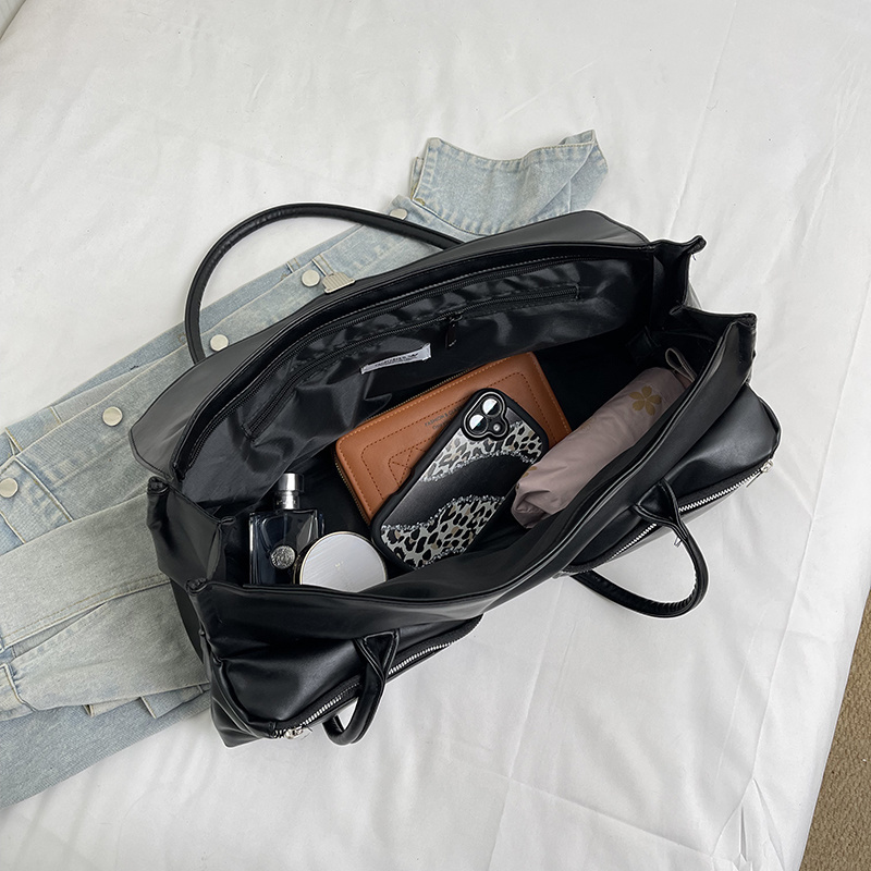 Adidas-39.99$-A5820 gallery