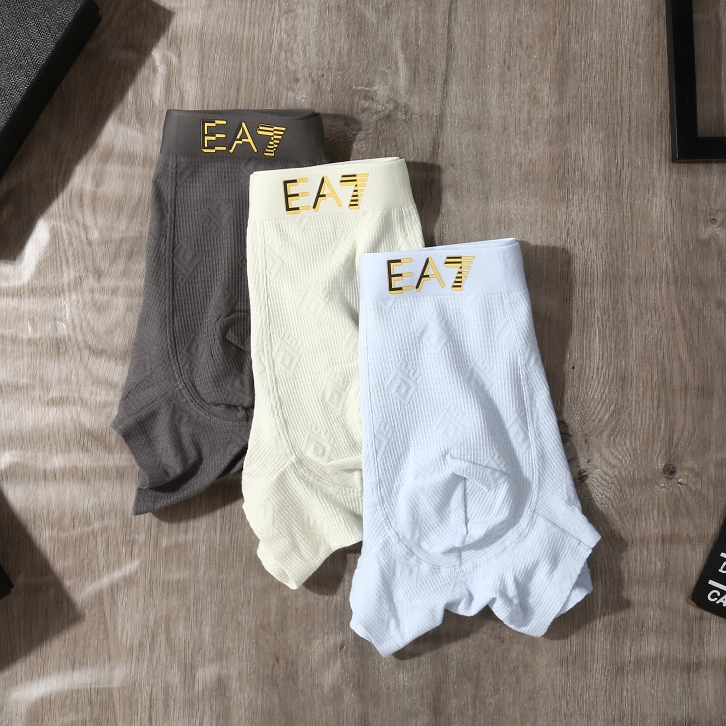 Armani-27.99$-A5832 gallery