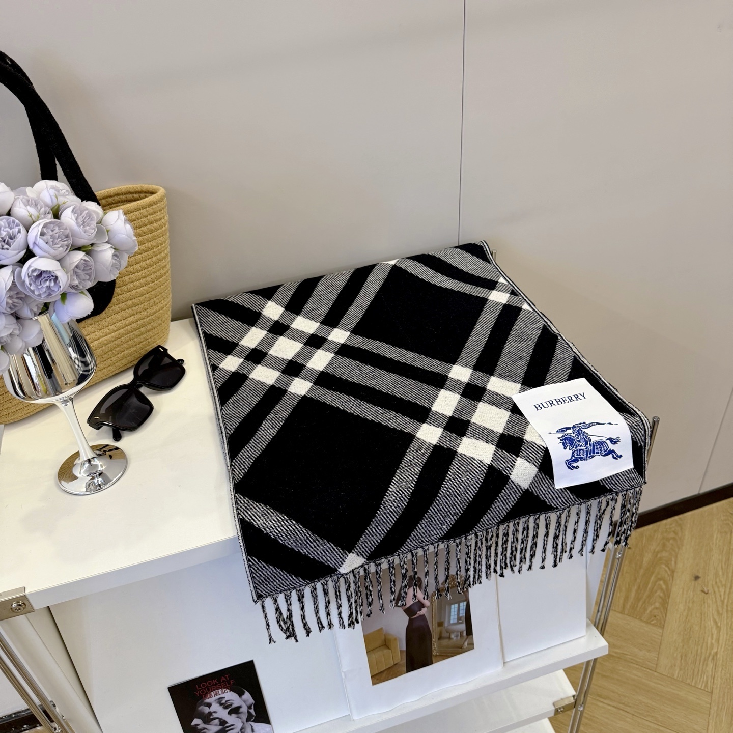 Burberry-24.99$-A5805 gallery