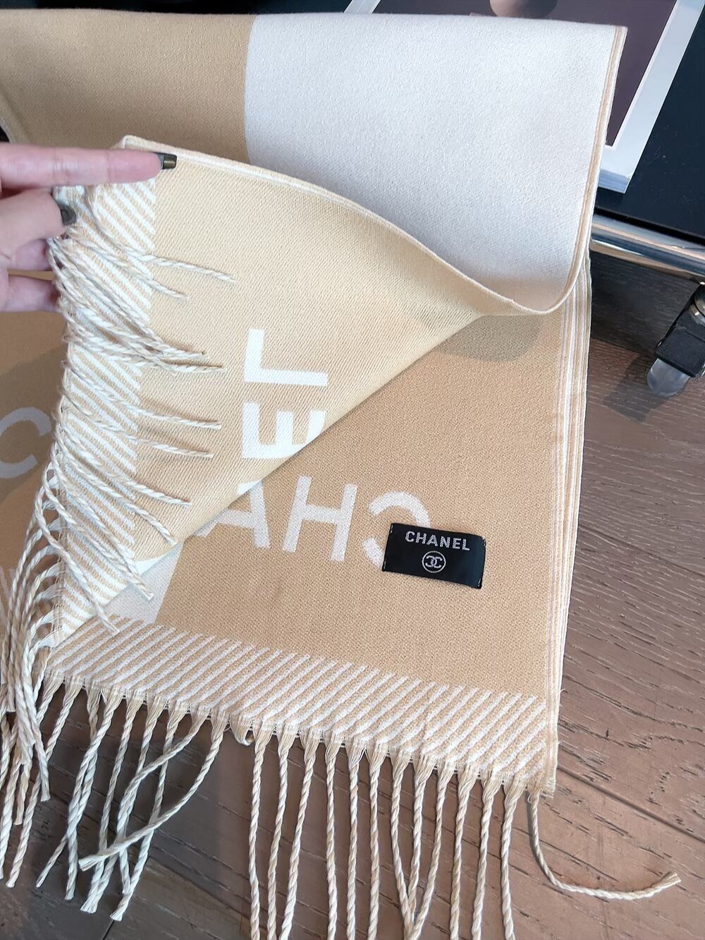 Chnael-24.99$-A5807 gallery