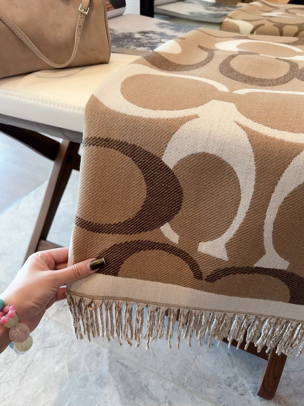 Coach-24.99$-A5851 gallery