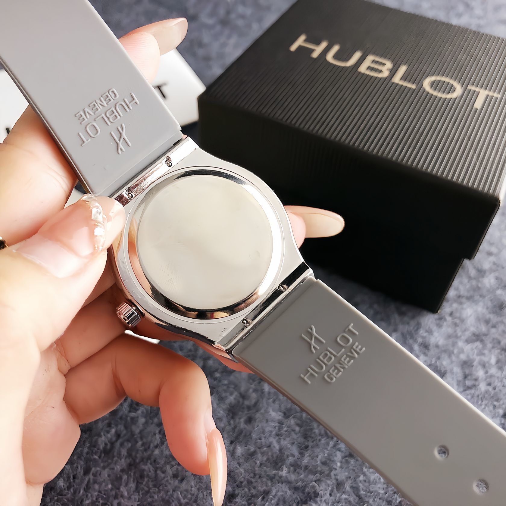 Hublot-24.99$-A5419 gallery