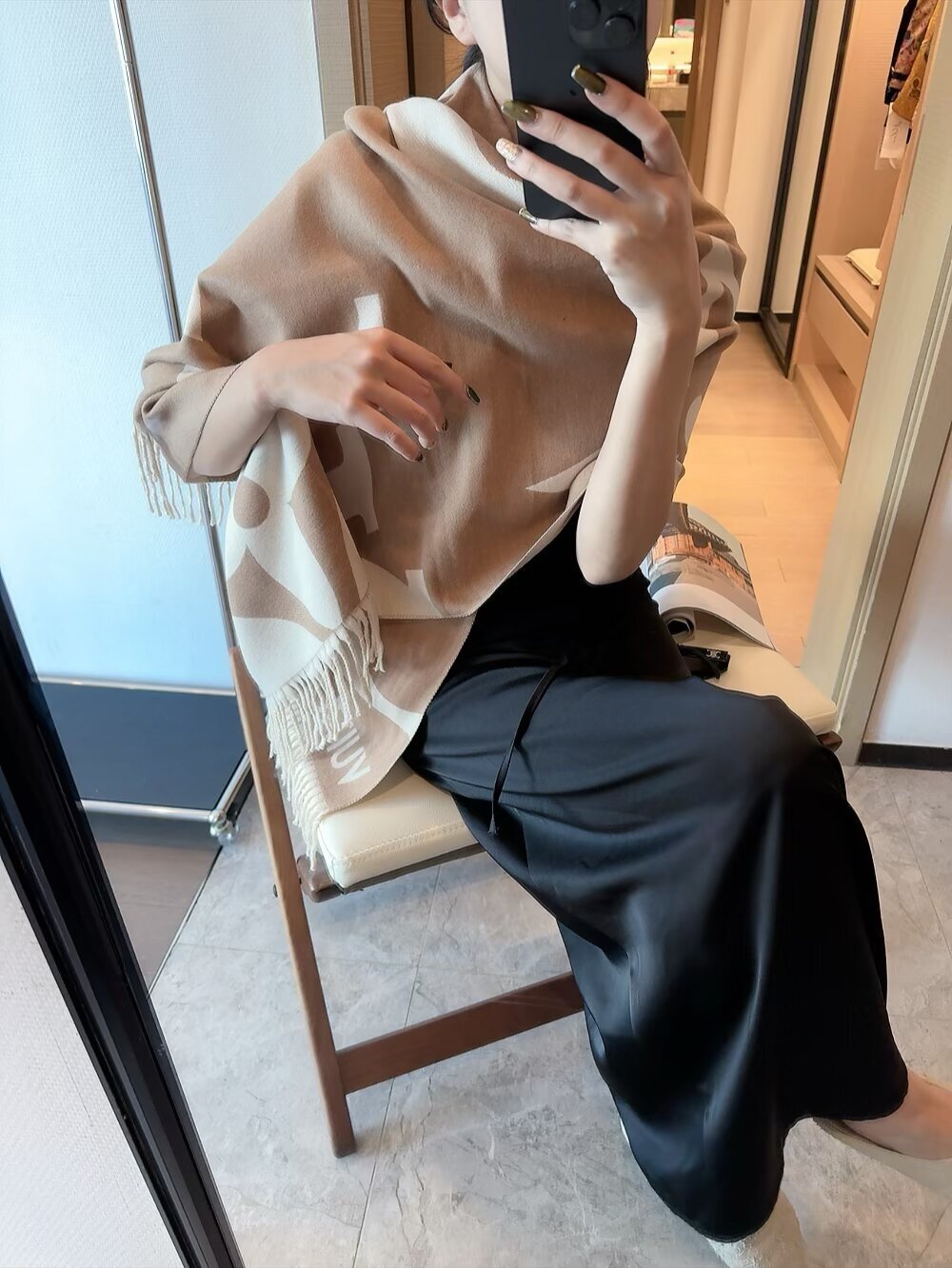 LV-24.99$-A5784 gallery