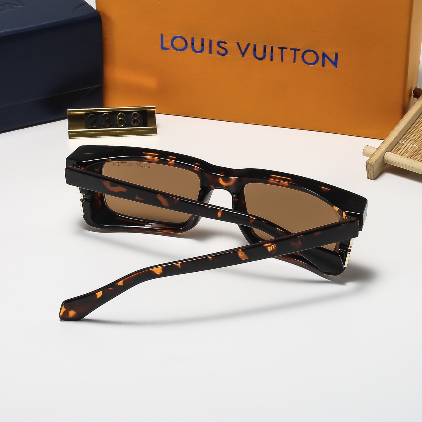 LV-17.99/24.99$-B2368 gallery