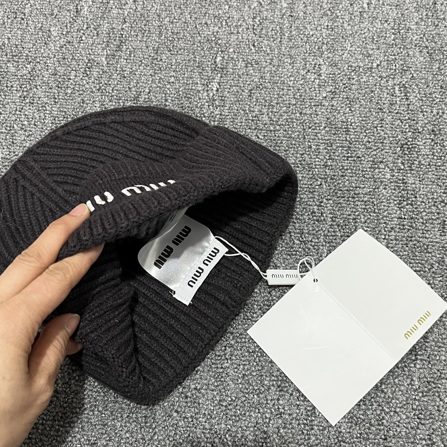 Miu Miu-19.99$-A5516 gallery