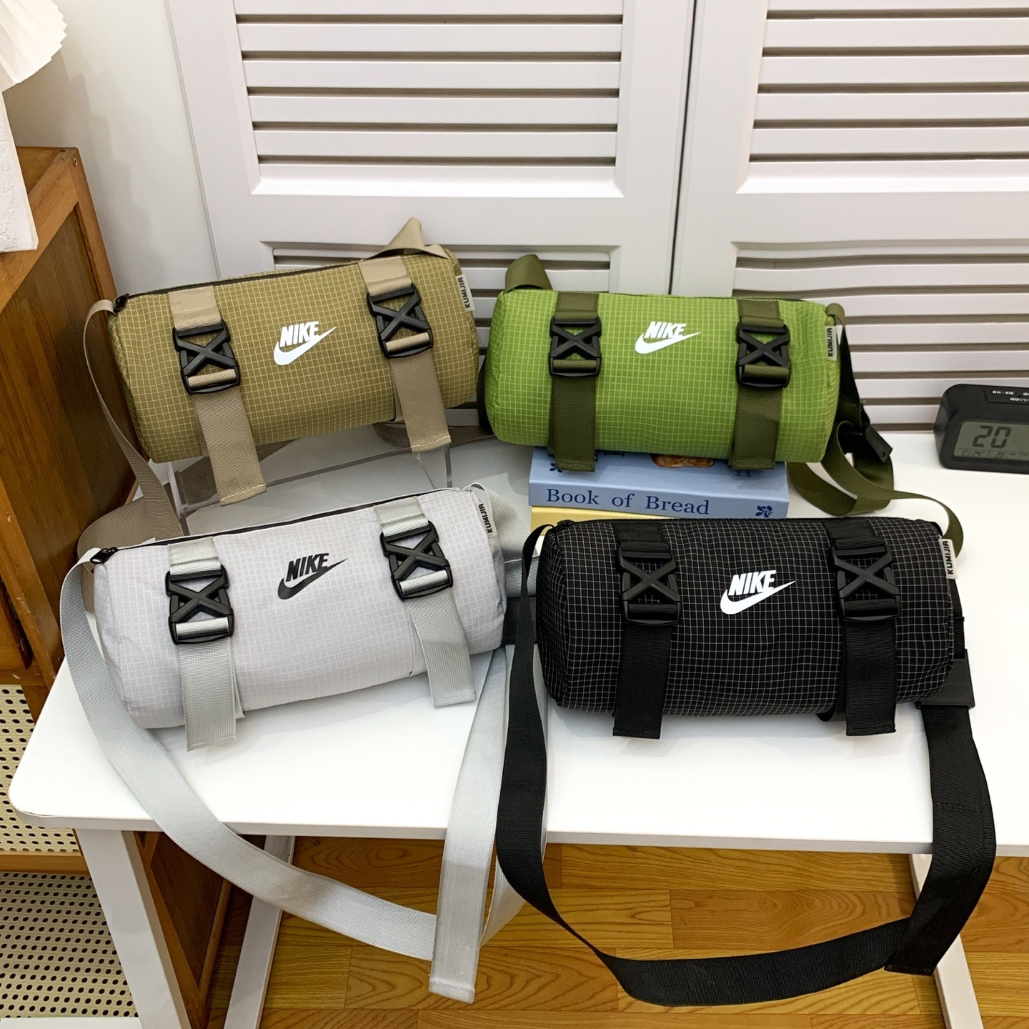 Nike-24.99$-A5859 gallery