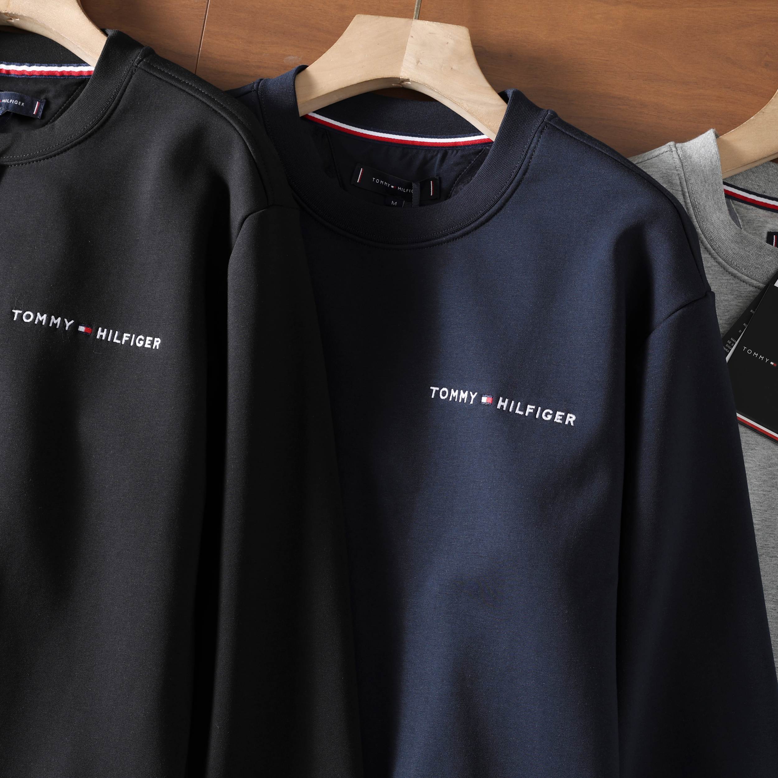 Tommy-45.99$-A5815 gallery