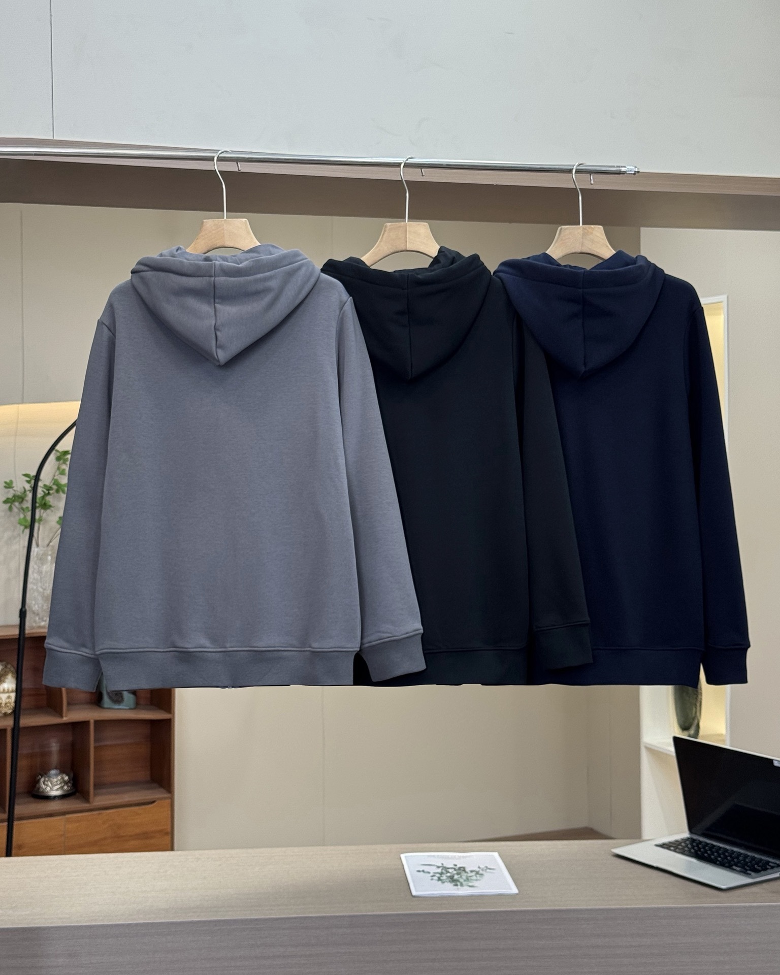 Tommy-50.99$-A5814 gallery