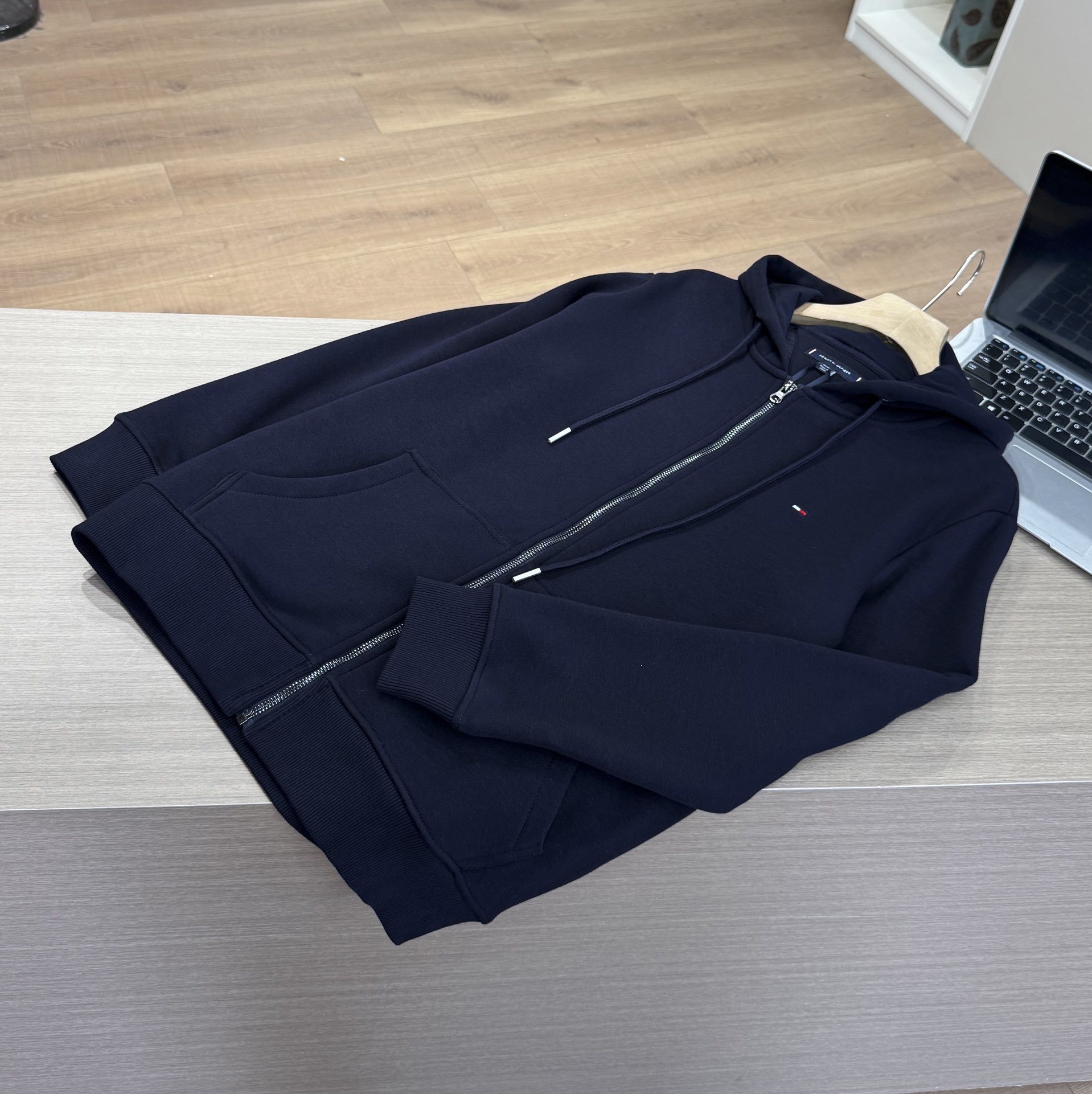 Tommy-50.99$-A5814 gallery