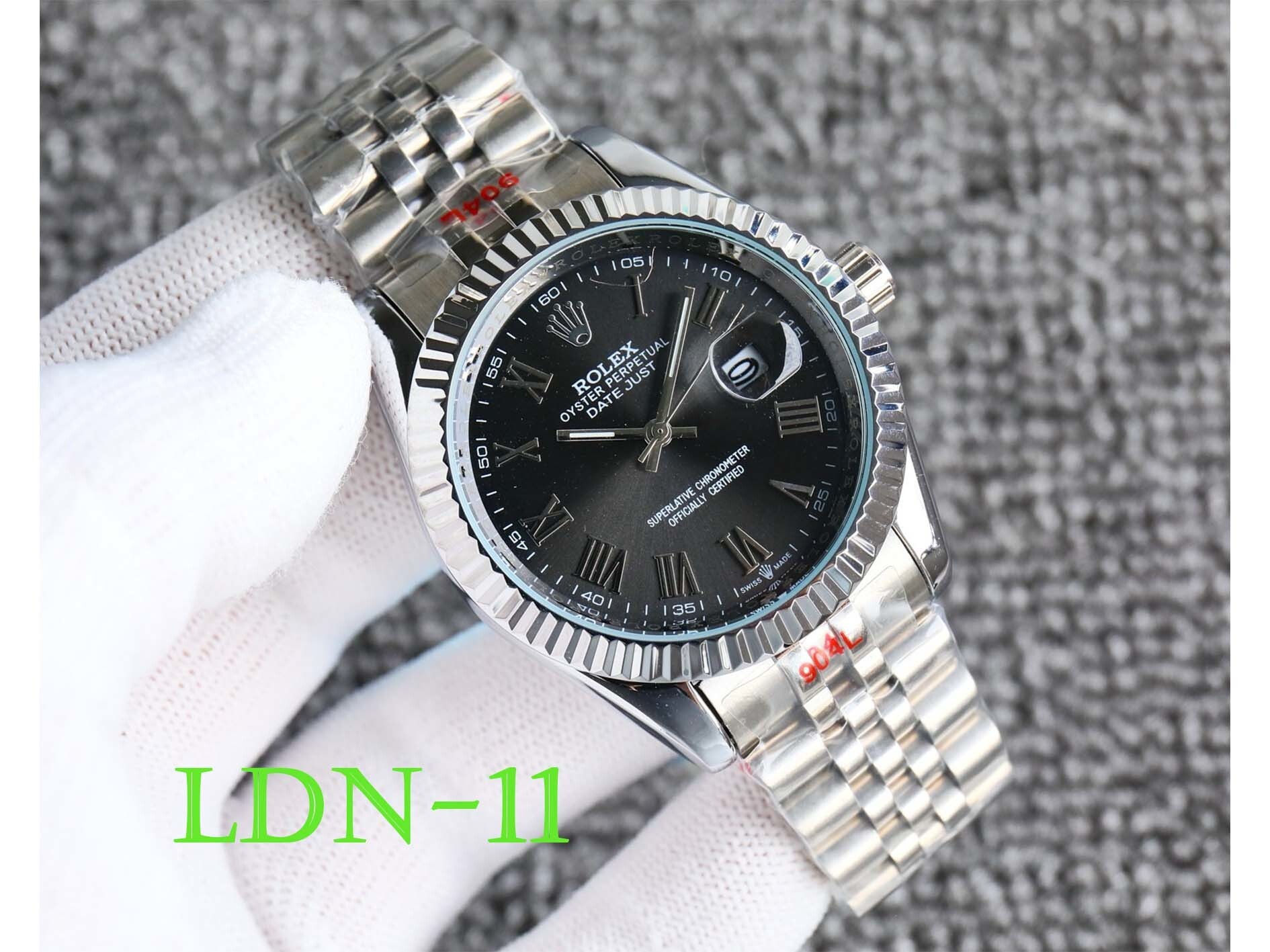$108-LDN-786  R劳 gallery