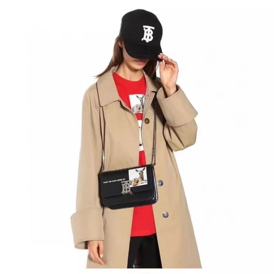 $31.99-LDN-693 Burbe gallery