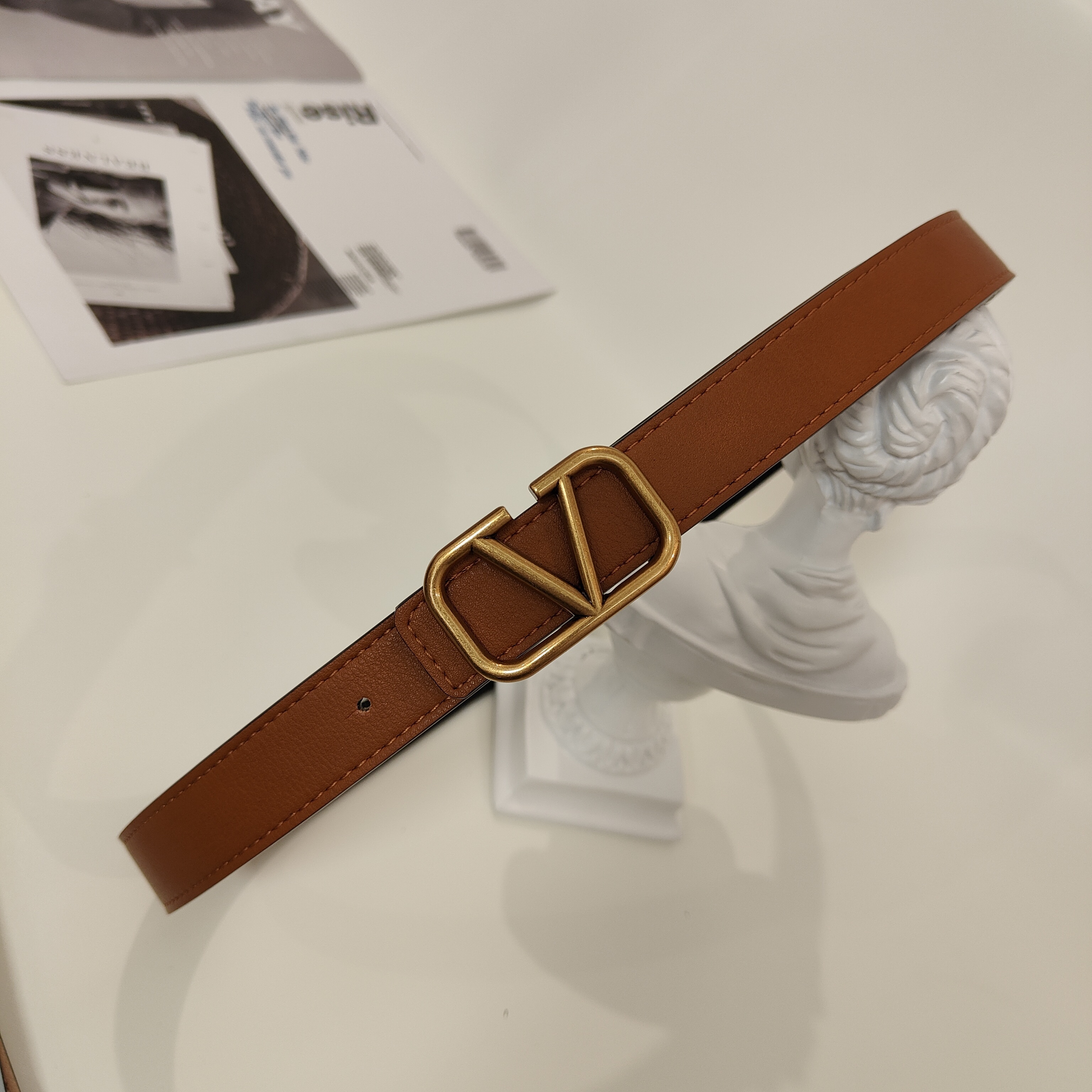 $33-LDN-365 Vato gallery