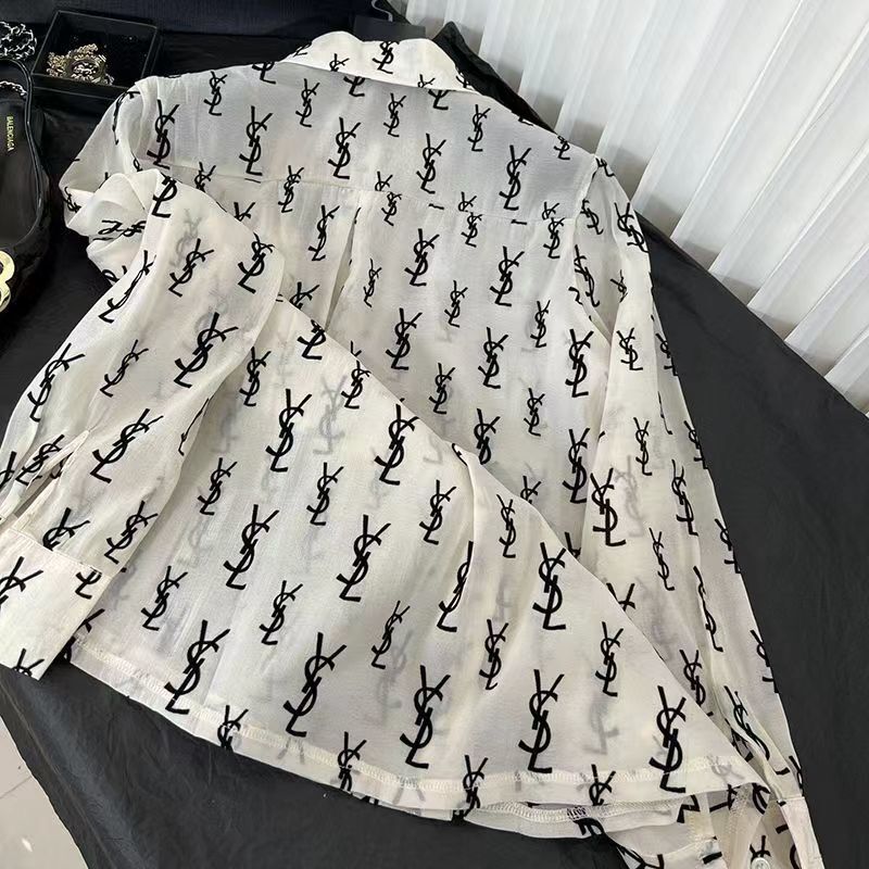 $33-LDN-383 YSL gallery