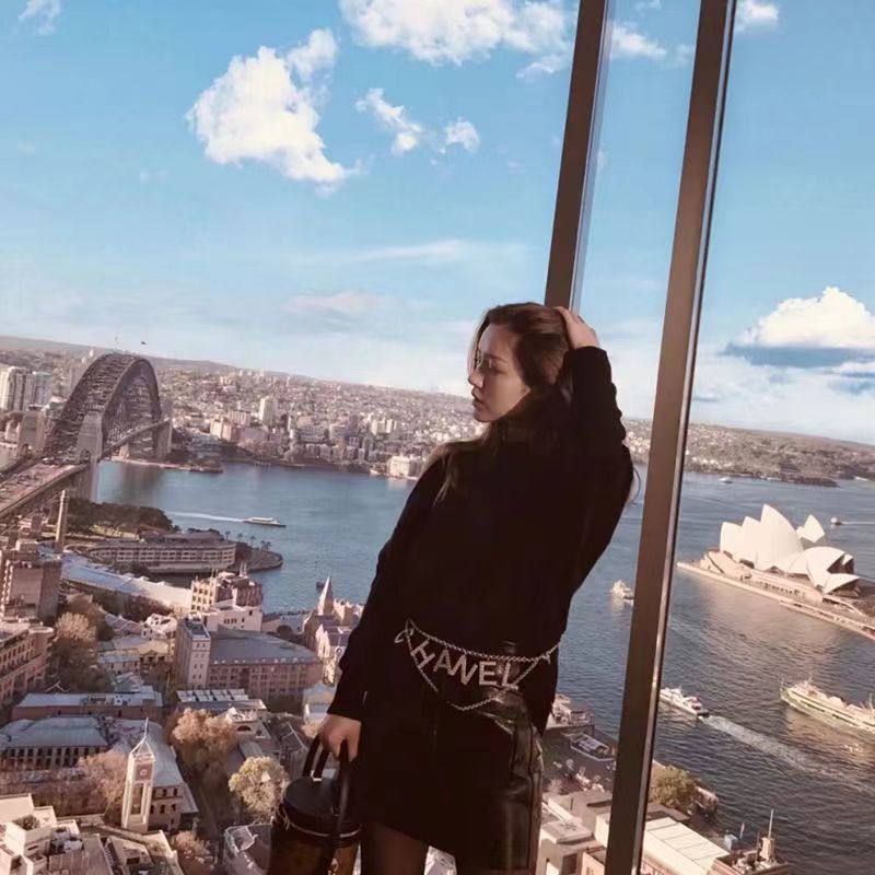 $34-LDN-349 CHA gallery