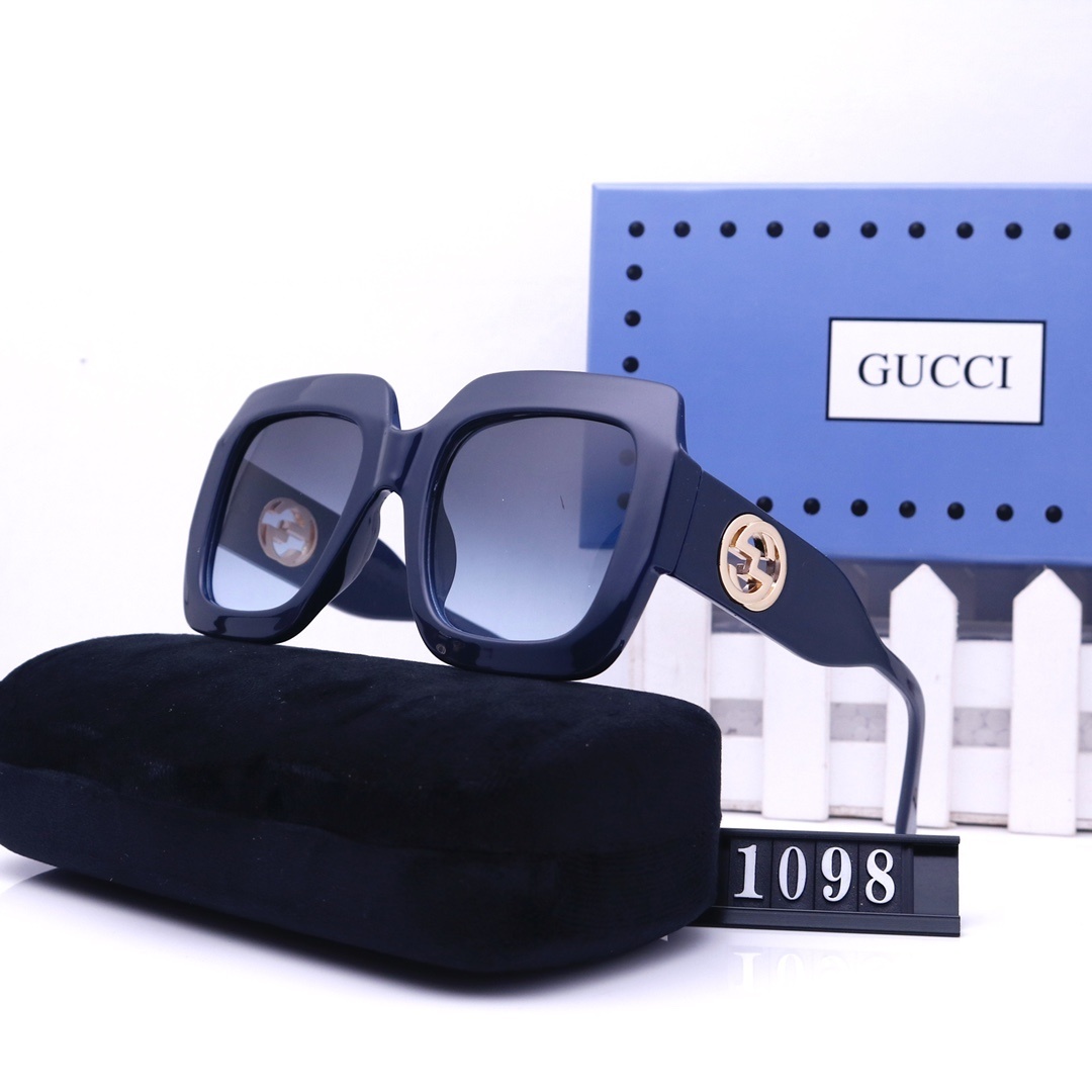 $35-LDN-221 GCI gallery