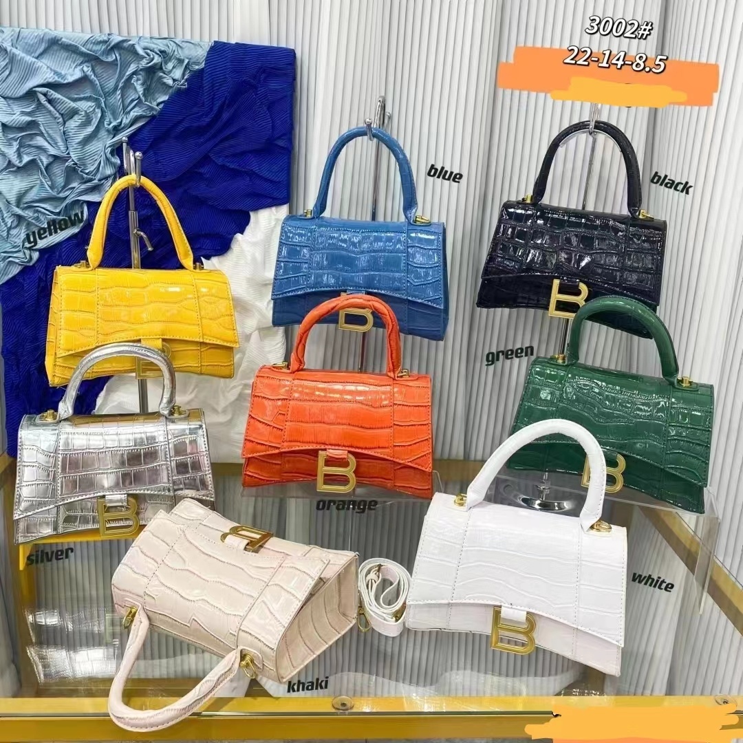 $35.88-LDN-649 BACGA gallery