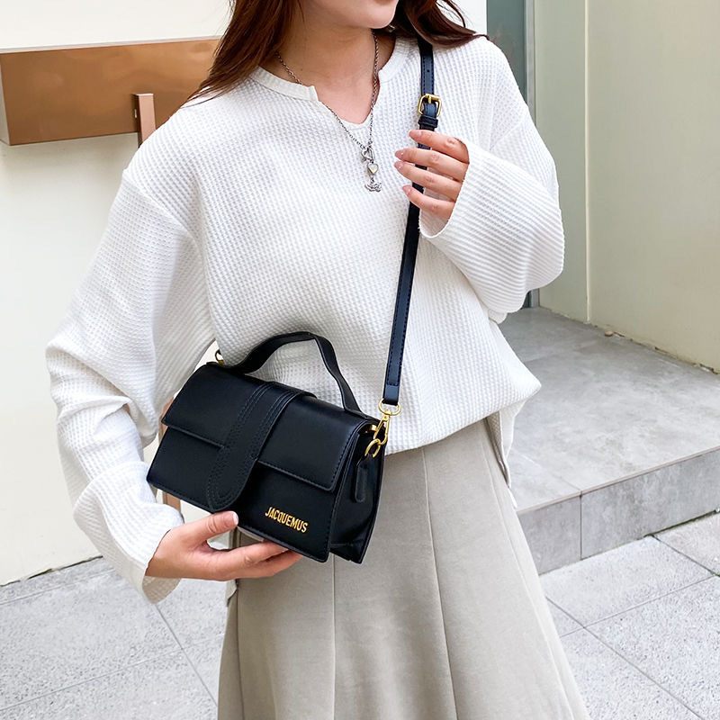 $37-LDN-453 JAC gallery