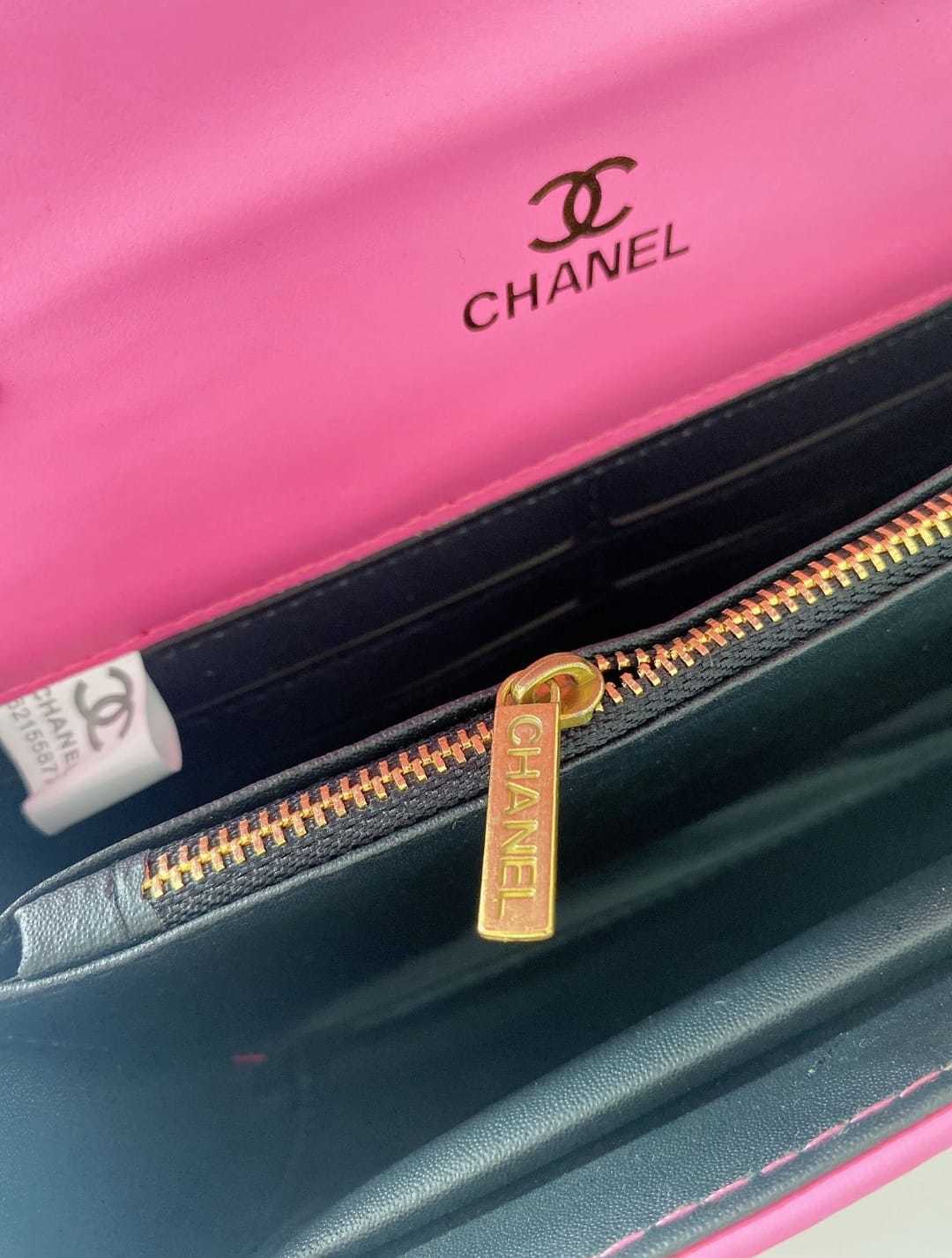 $38-LDN-347 CHA gallery