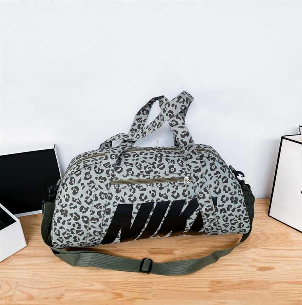 $39-LDN-193 NK gallery