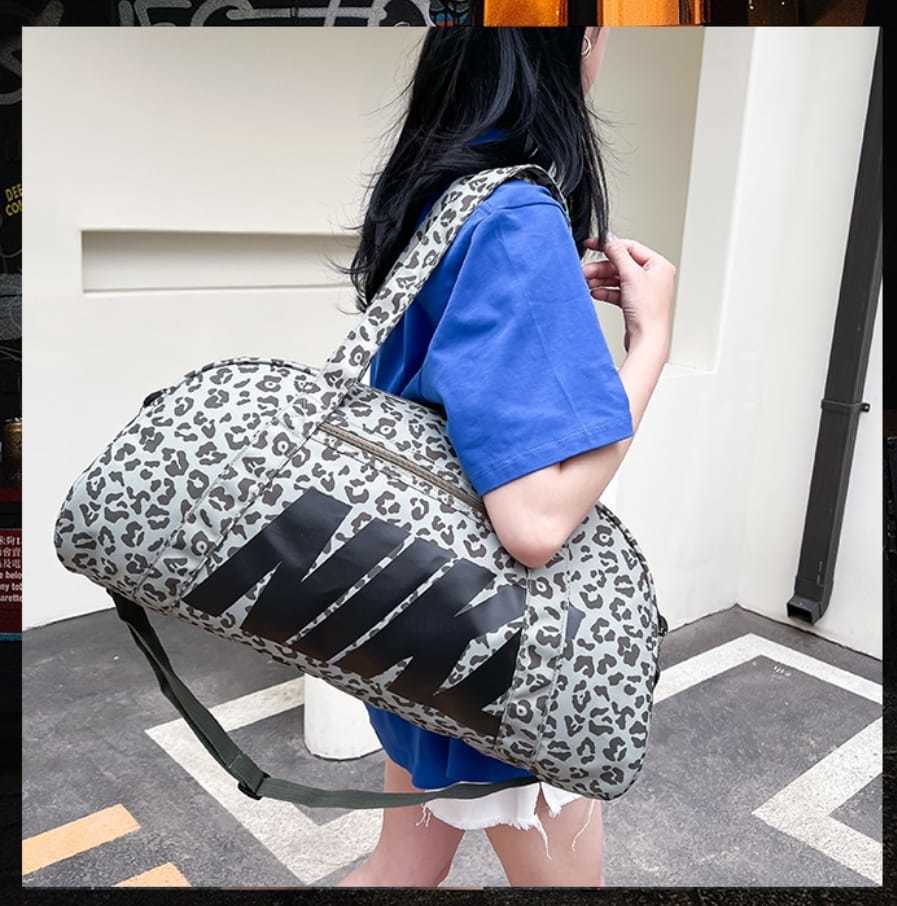 $39-LDN-193 NK gallery