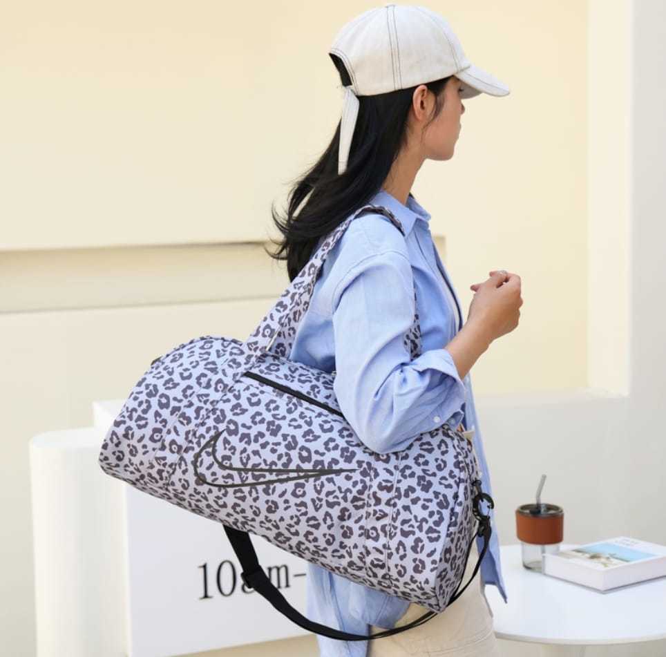 $39-LDN-193 NK gallery