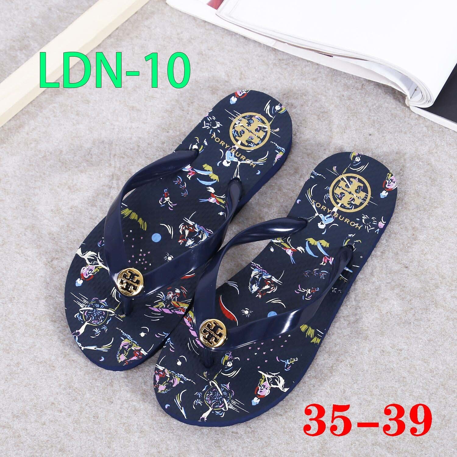 $39-LDN-554 T B gallery