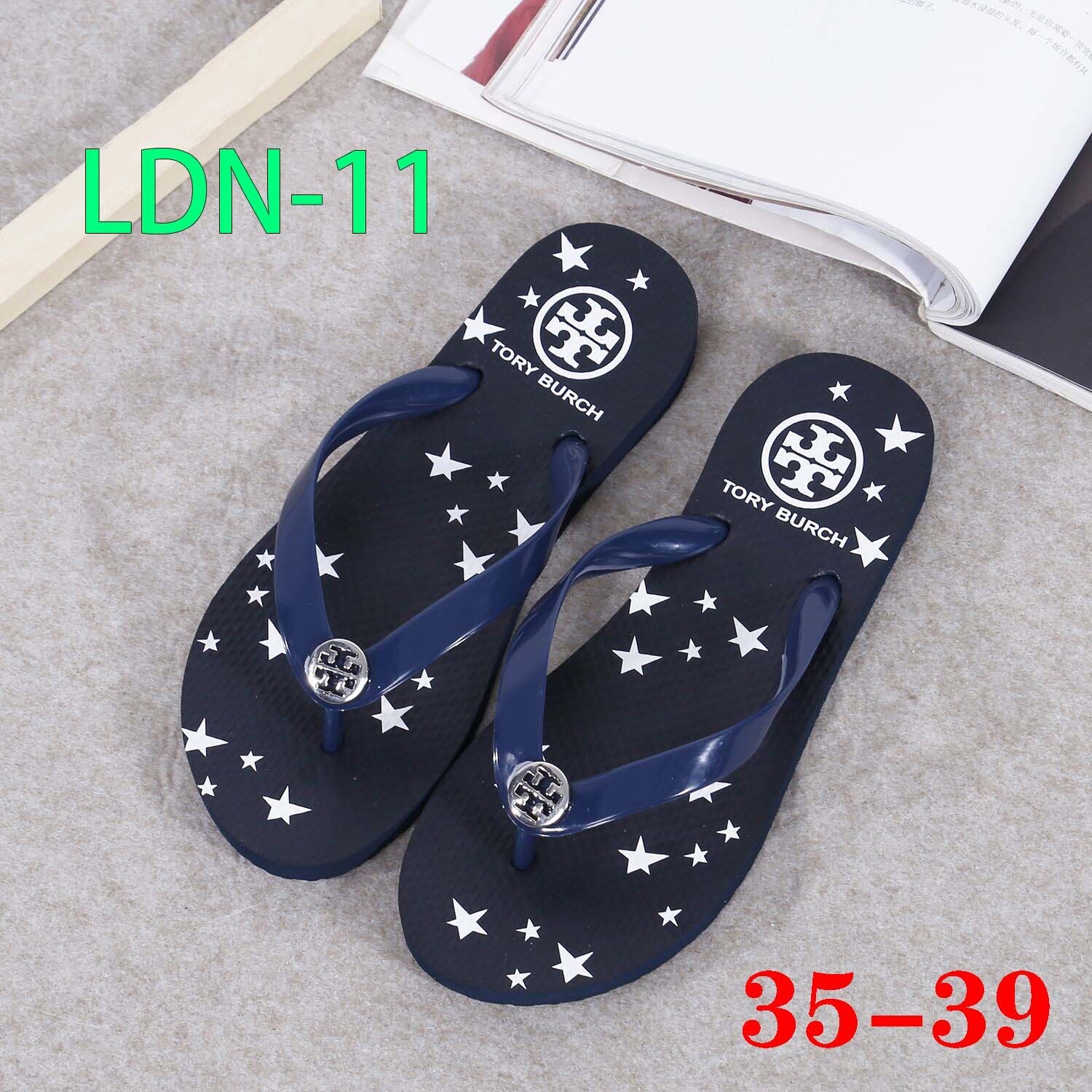 $39-LDN-554 T B gallery