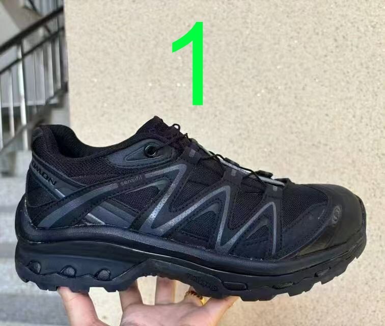 $39.9-LDN-800 Salomon gallery