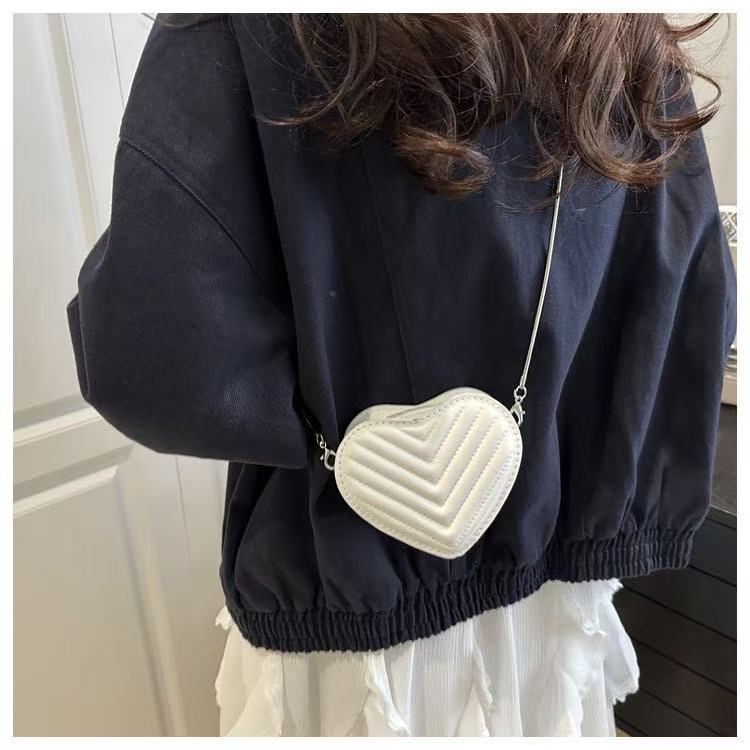 $39.9-LDN-887 gallery