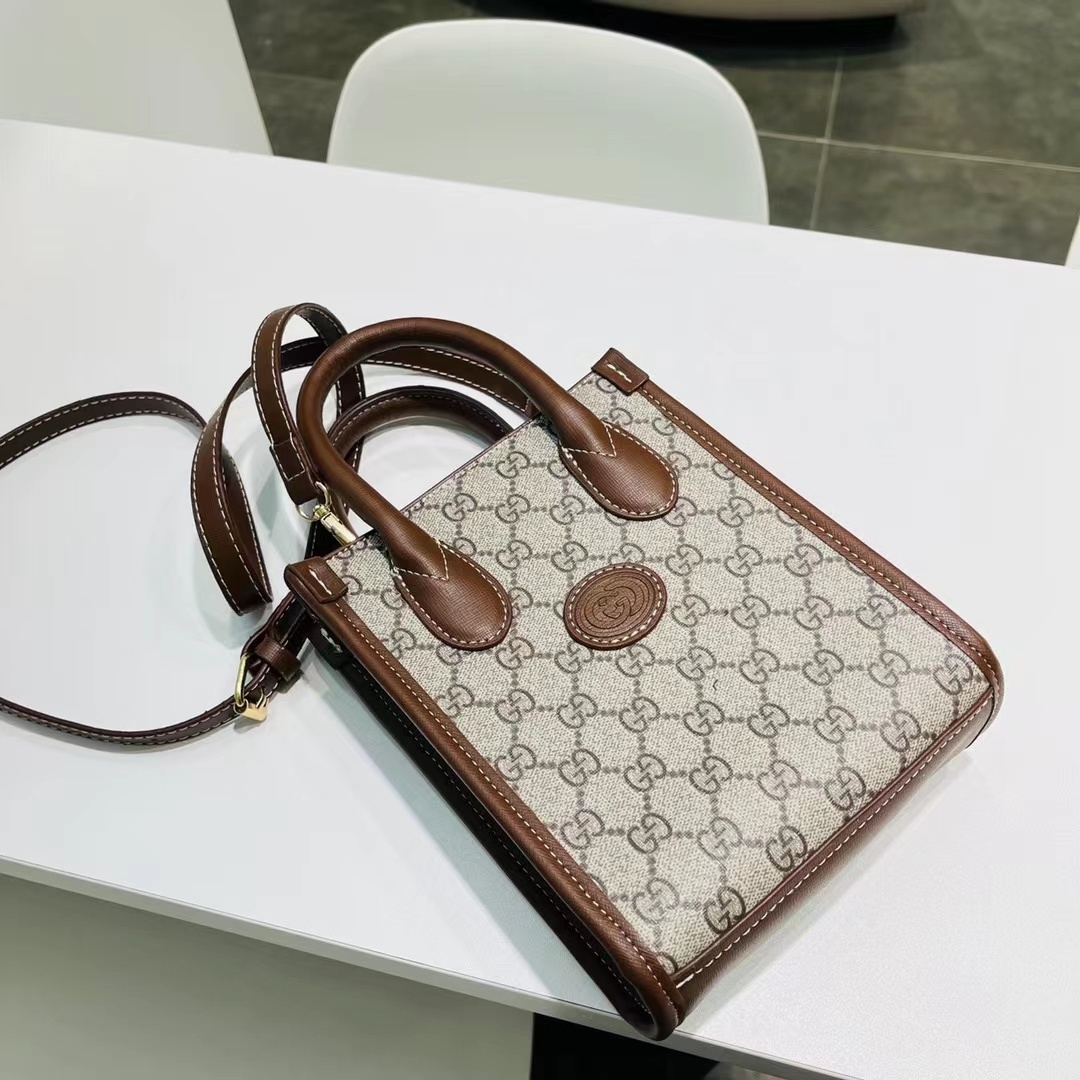 $40-LDN-210 GCI gallery