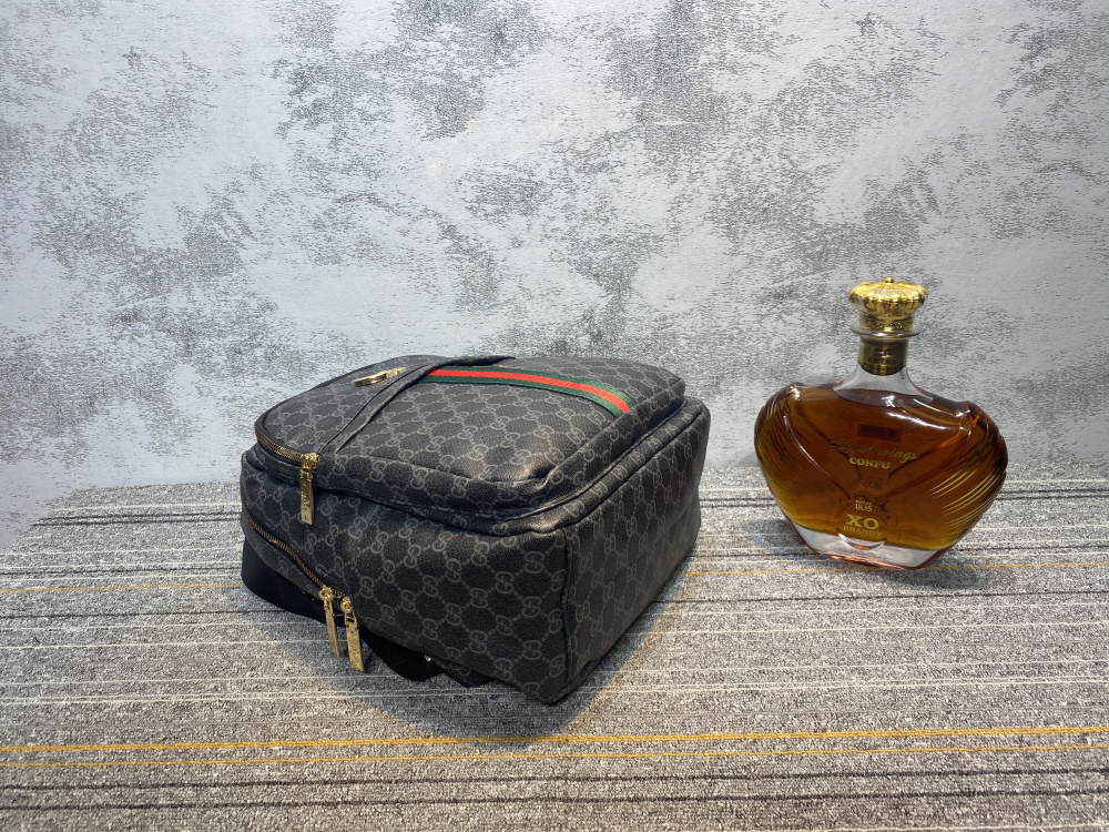 $40-LDN-212 GCI gallery