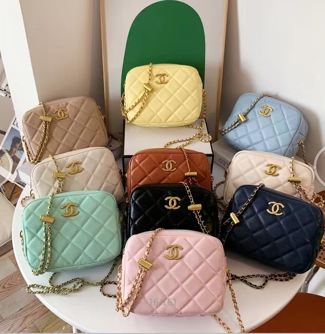 $41-LDN-344 CHA gallery