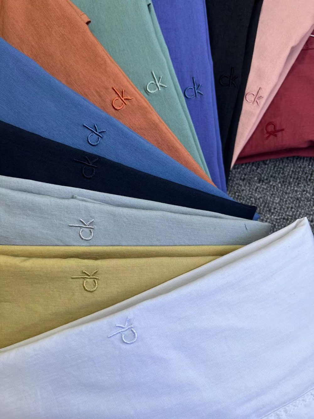 $41-LDN-564 CK gallery