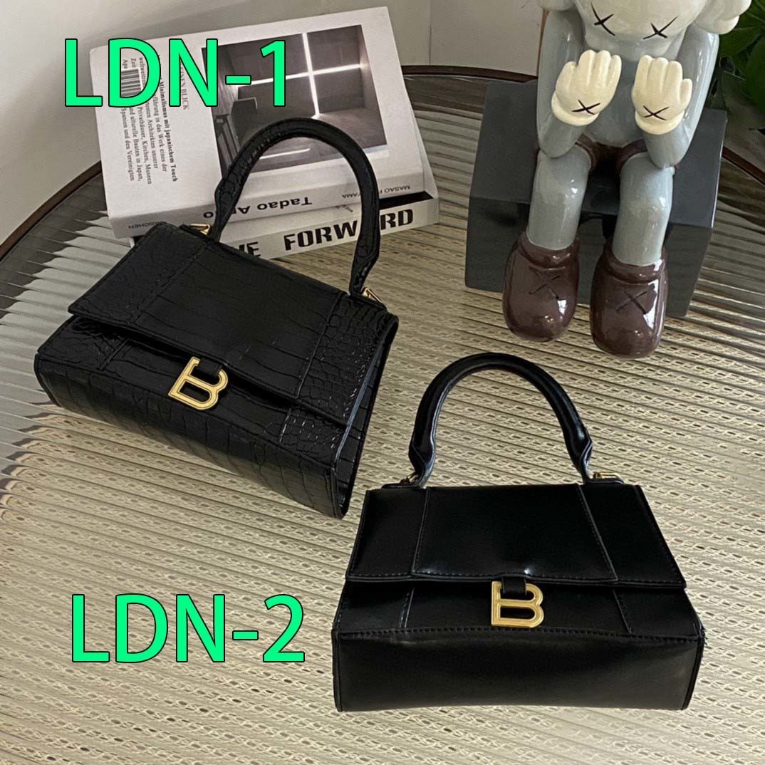 $41-LDN-646 BACGA gallery