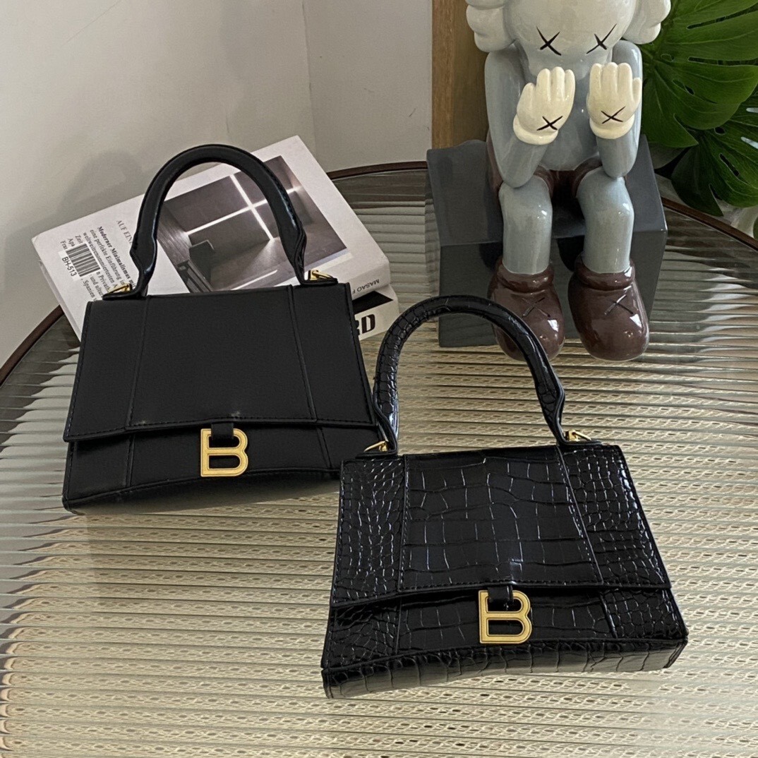 $41-LDN-646 BACGA gallery