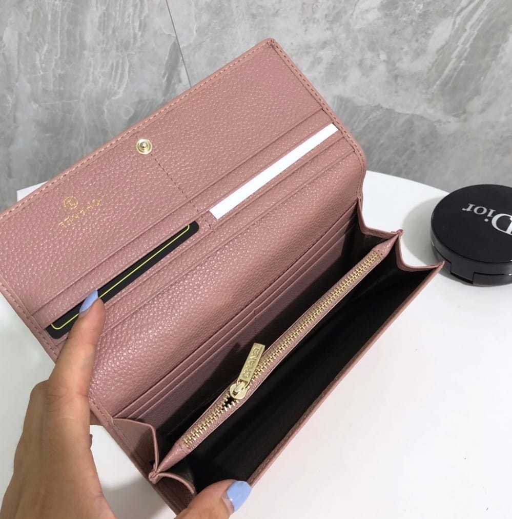 $41-LDN-772 wallets gallery