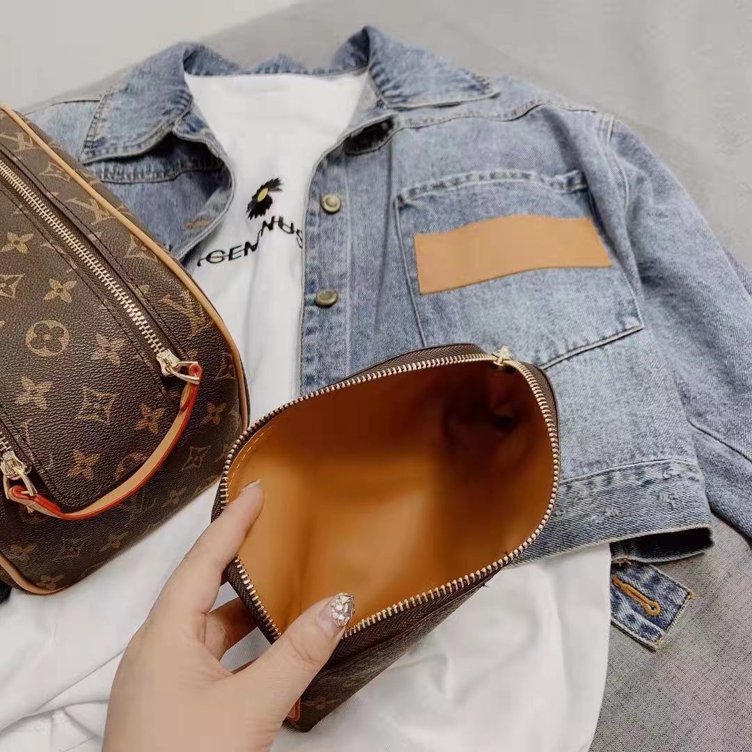 $42-LDN-290 LV gallery