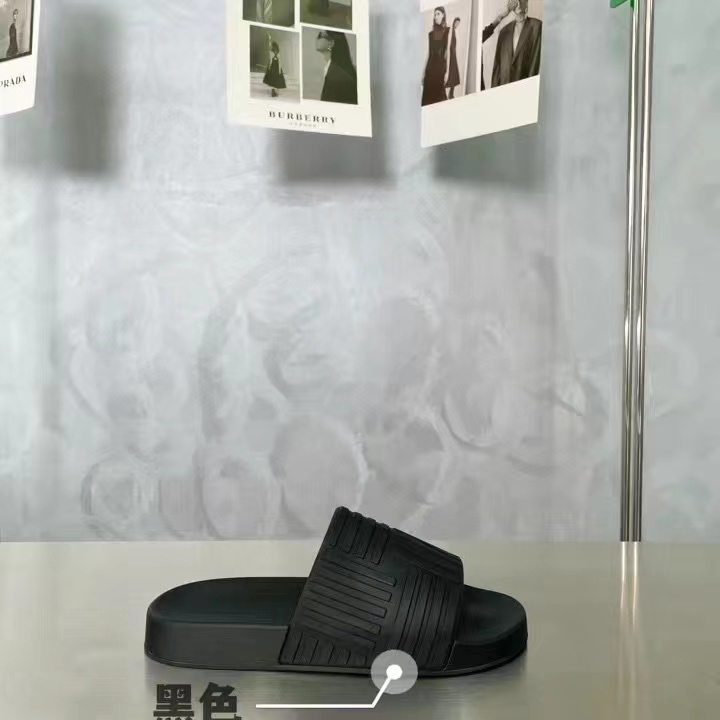 $43-LDN-429 BV gallery