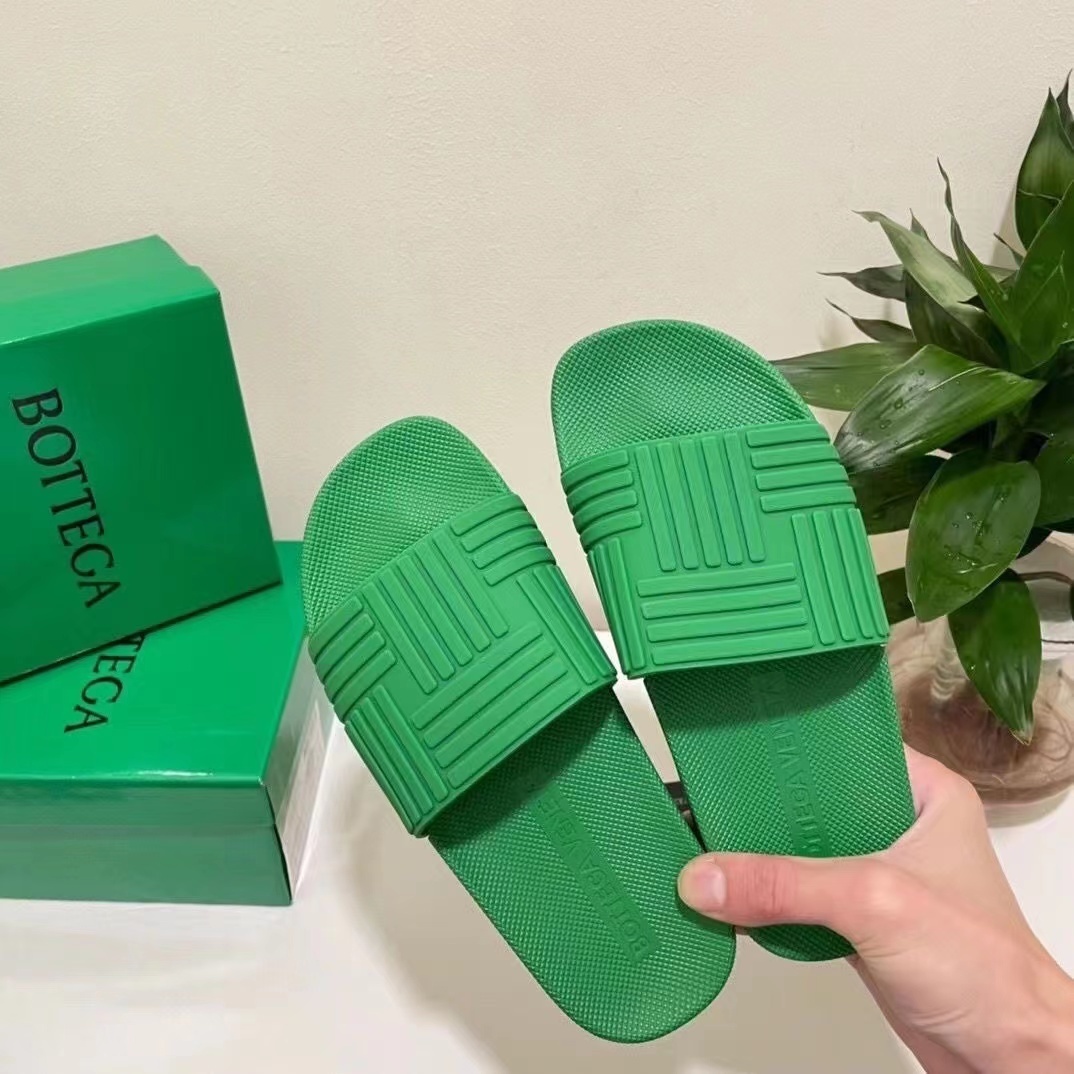 $43-LDN-429 BV gallery