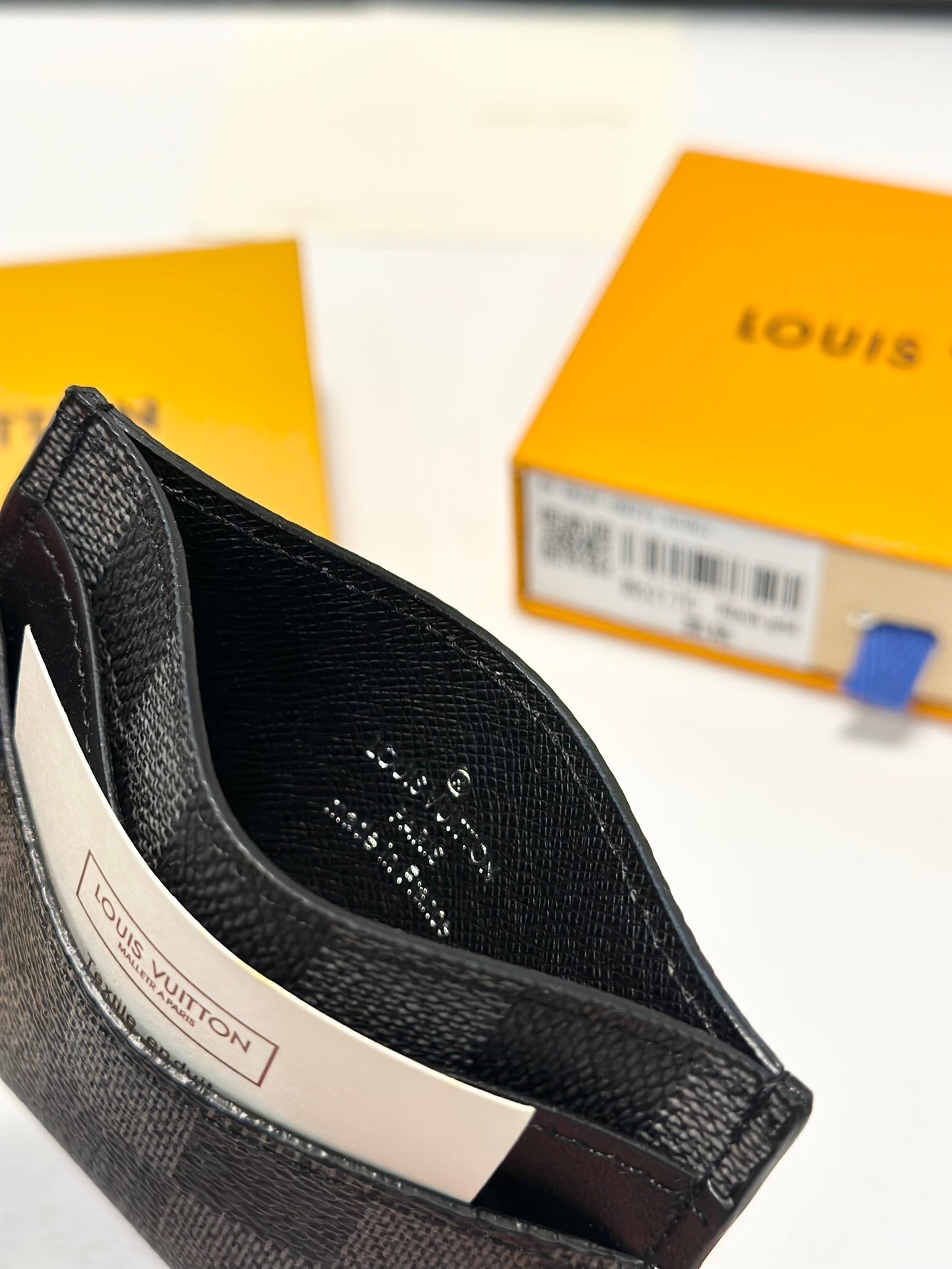 $43-LDN-736 LV gallery