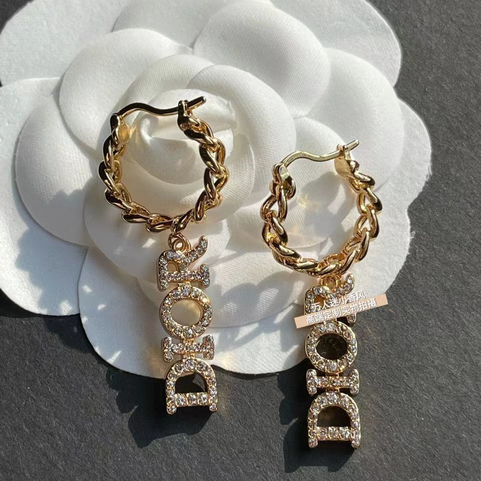 $43-LDN-774 Dr gallery