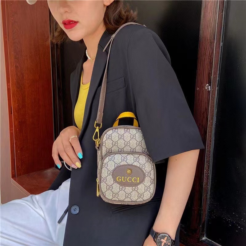 $44-LDN-204 GCI gallery