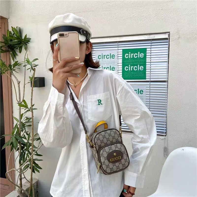 $44-LDN-204 GCI gallery