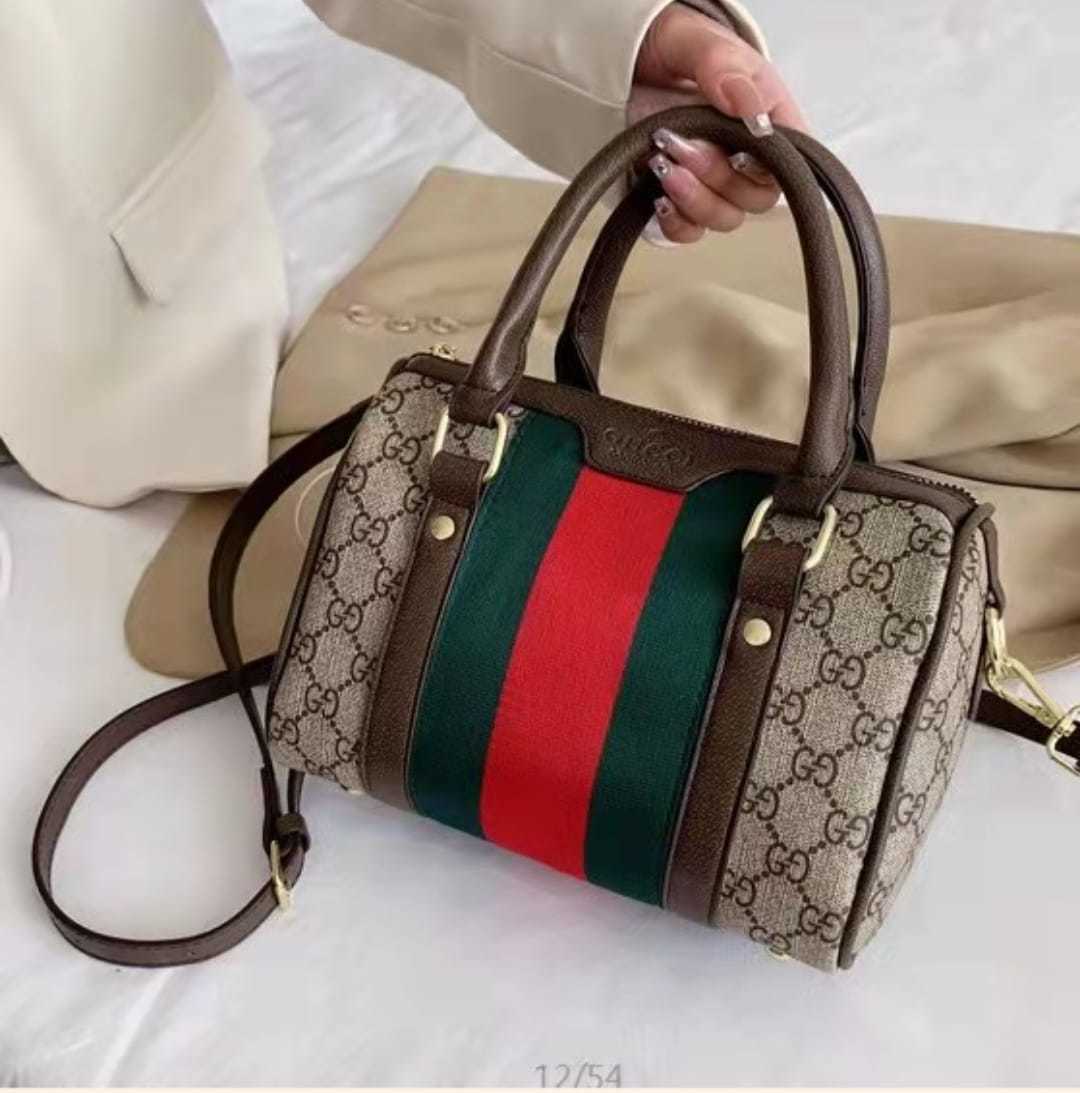 $44-LDN-211 GCI gallery