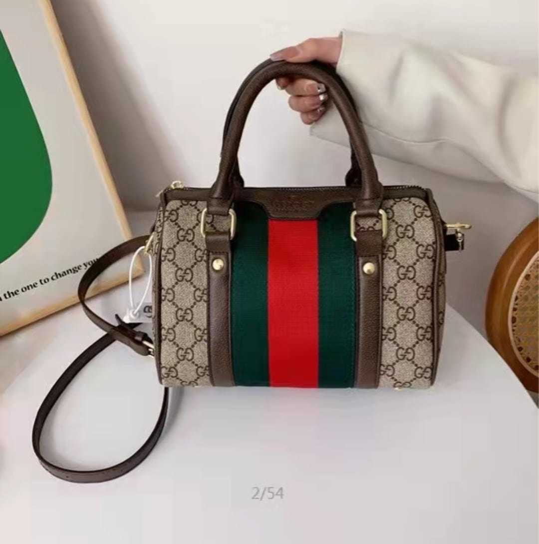 $44-LDN-211 GCI gallery